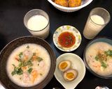 Hình bước làm 1 của món Ăn Sáng ^^Cháo thịt viên và tôm tươiUống 1 ly sữa đậu nàh nữa là no qua trưa =]]