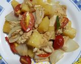 รูปขั้นตอนการทำที่ 3 ของ อกไก่ผัดมันฝรั่ง