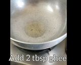 A picture of step 1 of Mix Makhana namkeen.