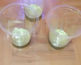 Foto langkah ke 2 dari resep Matcha latte milk chocolatos ala cafe 😂.