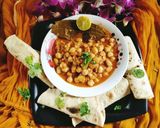 A picture of step 2 of Chickpea curry (chana masala curry).