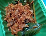 Foto langkah ke 4 dari resep Ayam Suwir Merah.