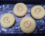 A picture of step 5 of Kaju milk peda.