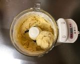 A picture of step 3 of Muscat Tart.