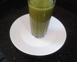 A picture of step 3 of Immune booster green smoothies.