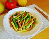 蘆筍炒肉絲的食譜步驟7照片