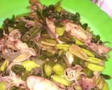 Foto langkah ke 4 dari resep Tumis Pete cumi asin cabe ijo.