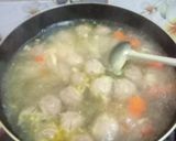 Foto langkah ke 3 dari resep Sup bakso sapi.