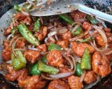 A picture of step 4 of Chicken Chilli.