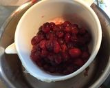 Une image de l'étape 7 de Salade d ananas extra sweet aux cranberries fraîches et citron caviar.