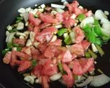 Foto del paso 6 de la receta: Cazón con guisantes y patatas