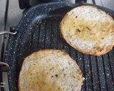 A picture of step 9 of Kala chaana tikki burger.