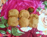 A picture of step 18 of Tamater ki Masaledar Poori.