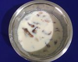 A picture of step 2 of Dry Fruits Milk Shake.