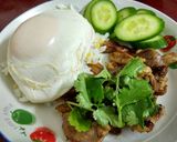 รูปขั้นตอนการทำที่ 5 ของ ข้าวหมูทอดน้ำปลา+ไข่ดาวทอดน้ำ