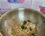 A picture of step 4 of Palak khichdi.