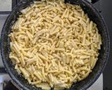 A picture of step 7 of Simple macaroni cheese.