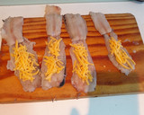 Foto del paso 8 de la receta: Acedías rellenas de bacon y queso con tostones y pimientos