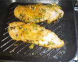A picture of step 5 of Chicken steak with spicy mexican sauce.