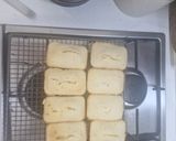 A picture of step 5 of Cloudy coffee cakes! vanilla style cupcakes🧁.