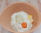 Foto langkah ke 2 dari resep Donat Kentang Simpel (tanpa timbangan dan cetakan).
