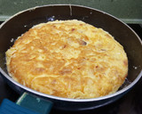 Foto del paso 6 de la receta: Tortilla de patata, beicon y queso