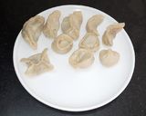 वेजिटेबल मोमोज (vegetable momos recipe in Hindi) रेसिपी चरण 6 फोटो