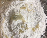 Foto del paso 2 de la receta: Pan lactal chico, sin gluten, lácteos, ni huevo. Sin amasar