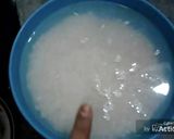 A picture of step 1 of Matar Pulao.