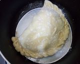 Foto langkah ke 11 dari resep Pizza Calzone Ayam Kari.
