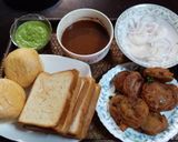 Vada pav (alur chop diye sandwich/burger) রেসিপির ধাপ 4 ছবি