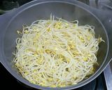 Hình bước làm 3 của món Giá Tương Trộn Gia Vị 콩나물 무침 (Món Chay)