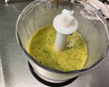 Une image de l'étape 5 de Sauce salade au melfor, érable, persil et moutarde aux épices.