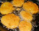 आलू पकोडा (aloo pakoda recipe in marathi) रेसिपी स्टेप 3 फोटो 