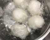 Hình bước làm 1 của món Hột vịt lộn chiên