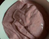 Φωτογραφία βήματος 2 της συνταγής Smoothie φράουλας - μπανάνας