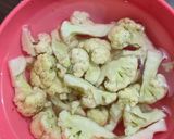 Foto langkah ke 1 dari resep Sop baso simple.