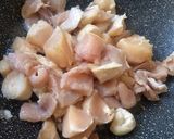 Foto del paso 2 de la receta: Wok de pollo y cerdo a la mostaza con mini galets