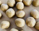 A picture of step 5 of Katlu cookies.