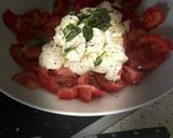 Une image de l'étape 1 de Tomates Mozarella sans façon.