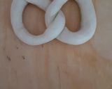 Foto del passaggio 4 della ricetta Bretzel.. indomabile Bontà