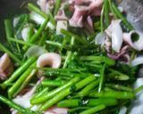 Hình bước làm 4 của món Mực xào