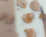 A picture of step 3 of Mash ki daal ke dahi bary.