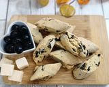 Foto del passaggio 2 della ricetta Cantucci salati con olive - Senza Glutine