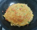 Foto langkah ke 3 dari resep 29. Martabak mie telor.
