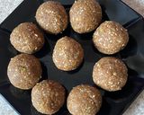 A picture of step 4 of Figs and sesame healthy bites.