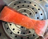 A picture of step 4 of [easy & healthy] Salmon takikomi gohan.