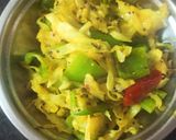 A picture of step 1 of Cabbage sambar.