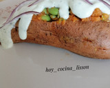 Foto del paso 12 de la receta: Boniatos rellenos de edamame con salsa de queso feta