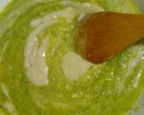 Foto del passaggio 3 della ricetta Flan di broccoli con la salsa Mornay